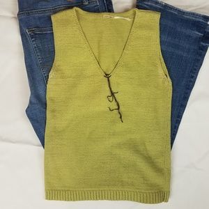 🔥Max studio sleevless knit top